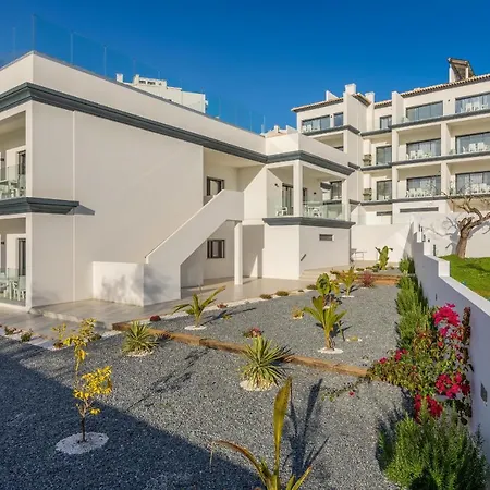 Apartment Correeira Luxury Residence T2 D - Albufeira, Pools, Wifi, Bbq, Beach Albufeira