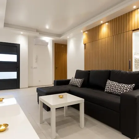 Correeira Luxury Residence T2 D - Albufeira, Pools, Wifi, Bbq, Beach